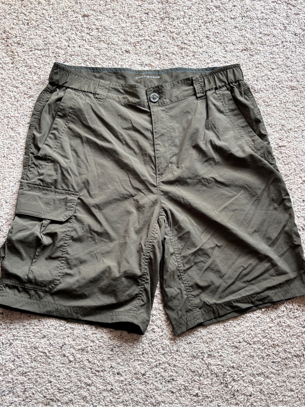 Columbia Men's M Olive Cargo Shorts 9”L